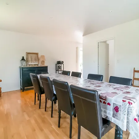 Vakantiehuis In For 9 Person Treignes