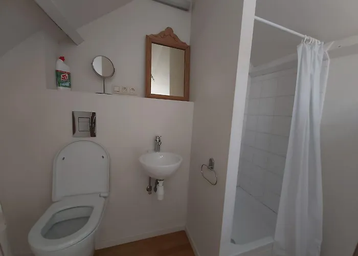 In For 9 Person Treignes